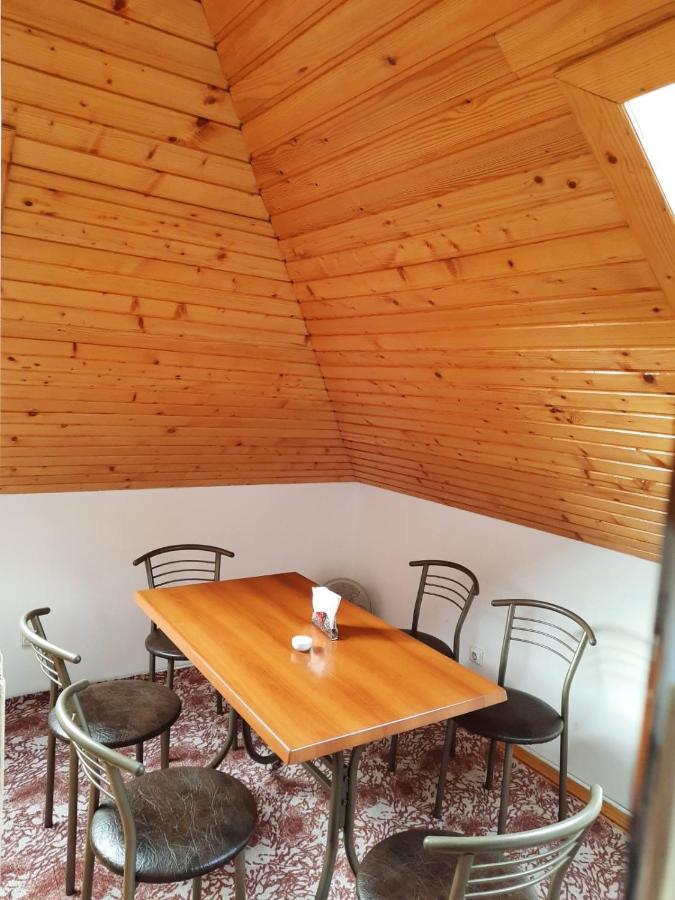 Садиба У Крайлюків Jaremtsche Exterior foto